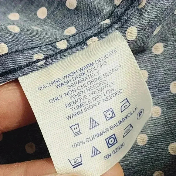 Lands' End Women's Button Up Shirt Polka Dot Size 8P Navy Pink - Picture 4 of 7